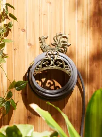 Rustic Rooster Cast Iron Hose Organizer for Garden